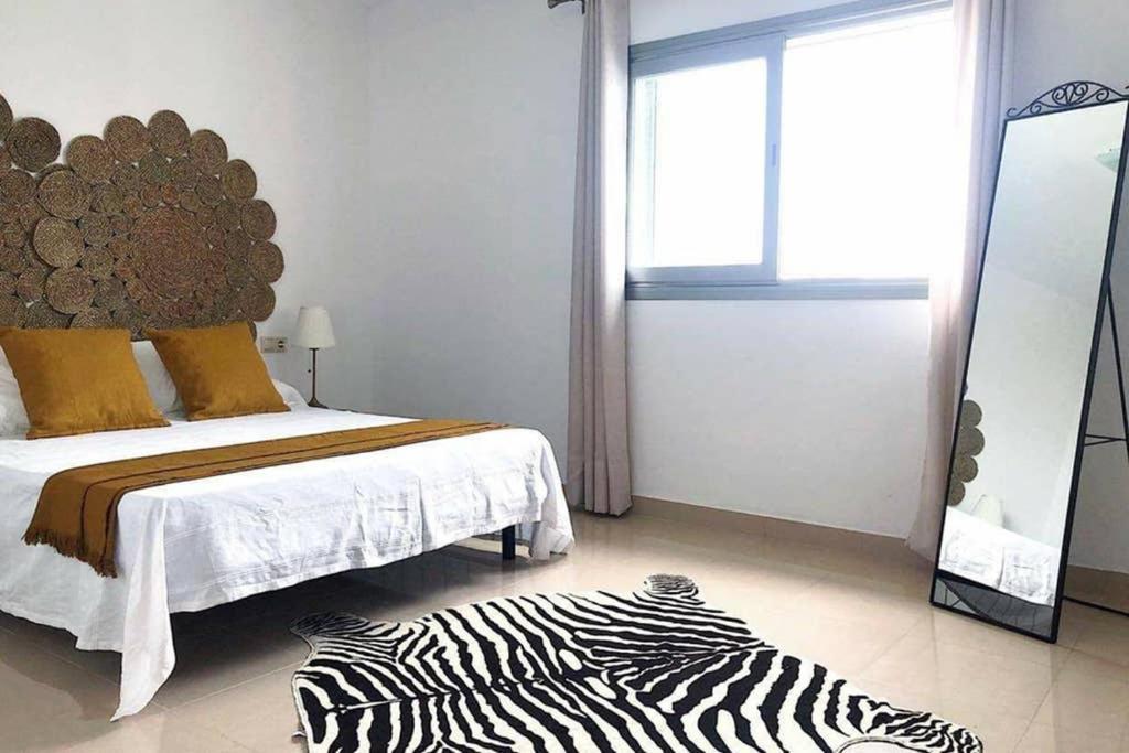 Villa D'Aina * Propiedad Privada Con Piscina Cala en Bosch Εξωτερικό φωτογραφία
